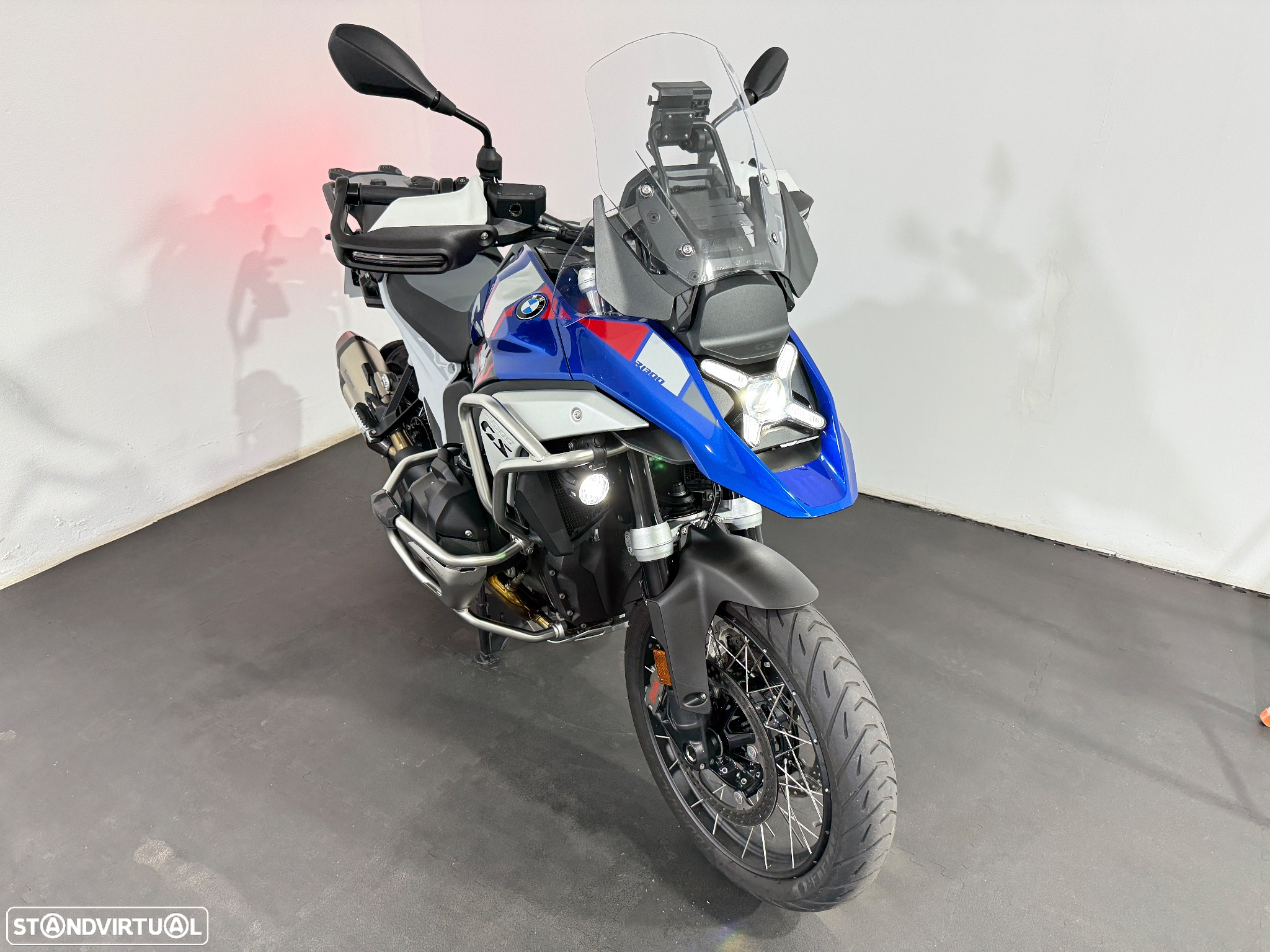 BMW R 1300 GS TROPHY / AKRAPOVIC - 30