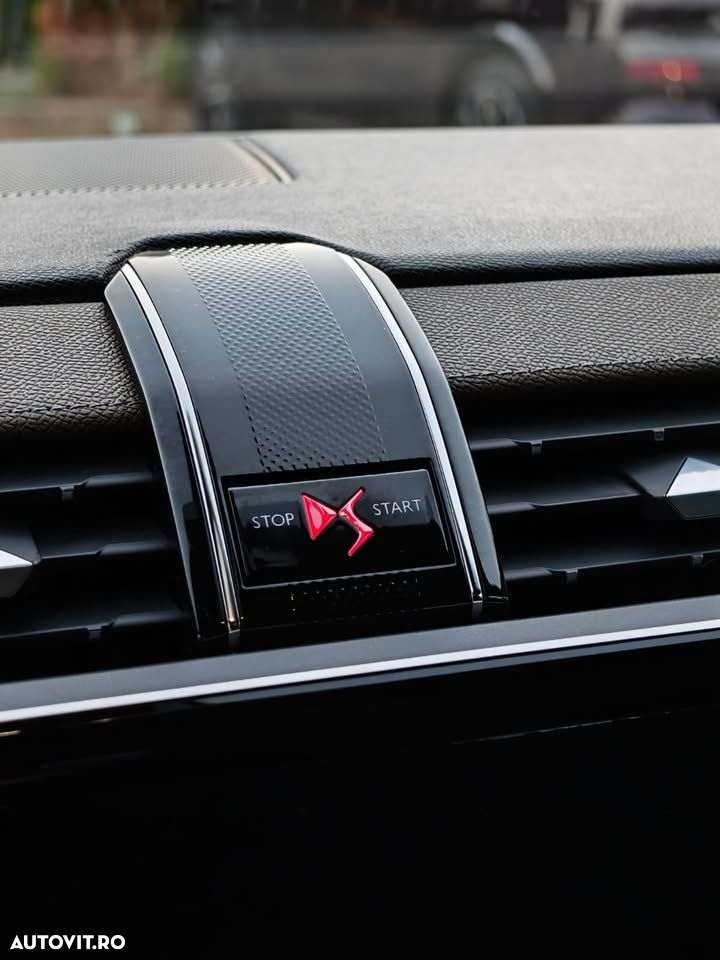 DS Automobiles DS 7 Crossback - 12