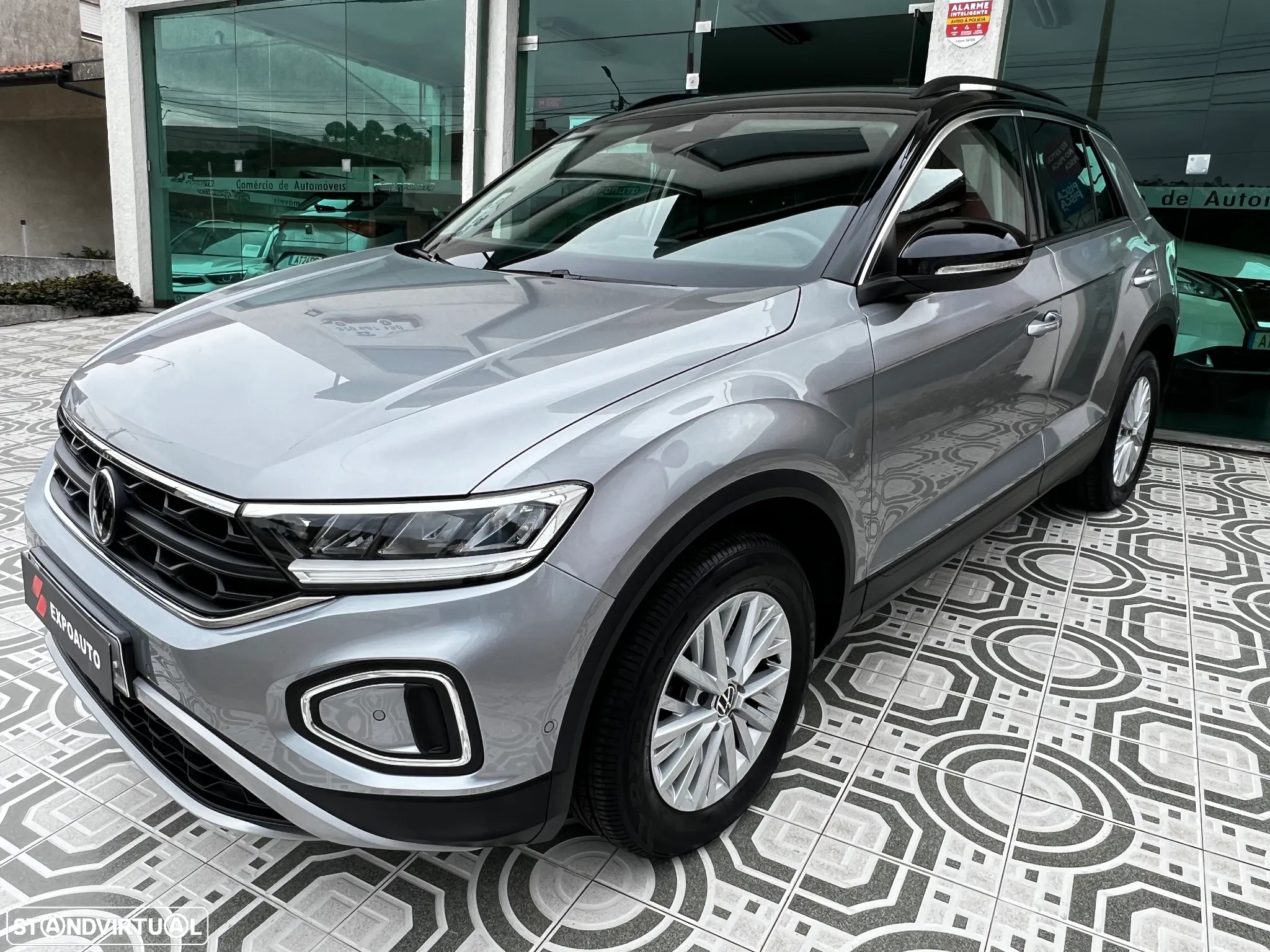 VW T-Roc 1.0 TSI Urban - 26