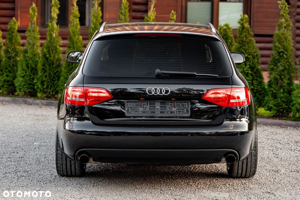 Audi A4 Avant 2.0 TFSI quattro Attraction - 11