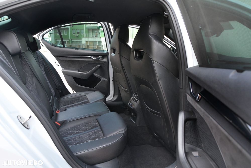 Skoda Octavia 1.4 TSI DSG Sportline - 20