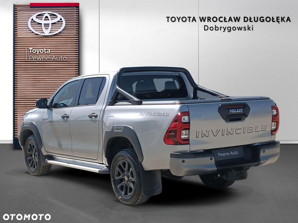 Toyota Hilux 2.8 D-4D mHEV Double Cab Invincible 4x4 - 5