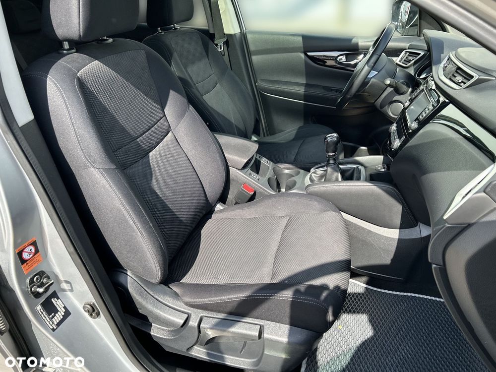 Nissan Qashqai 1.2 DIG-T N-Connecta - 15