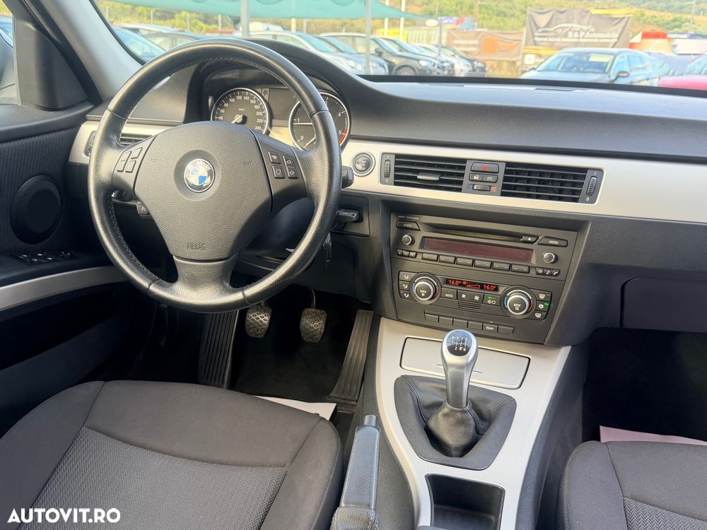 BMW Seria 3 318d DPF - 20