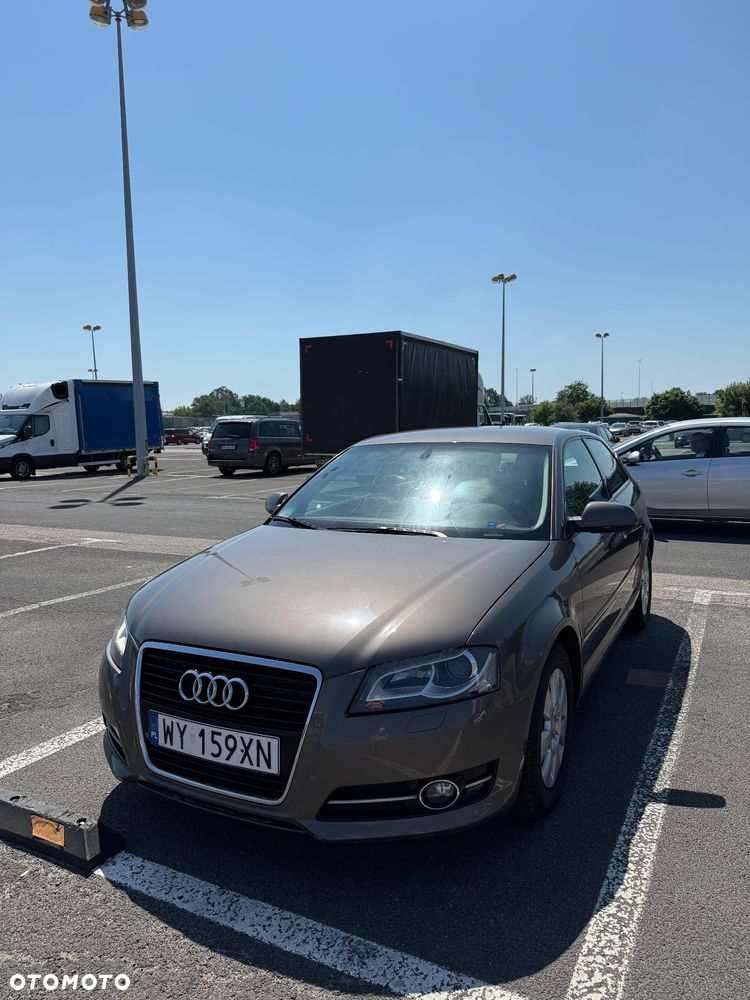 Audi A3 3-drzwiowe 1.6 TDI DPF Ambiente - 1