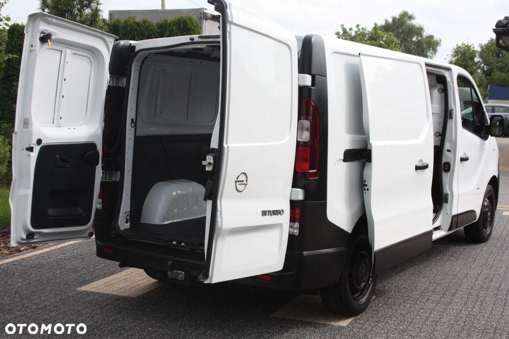 Opel Vivaro - 6