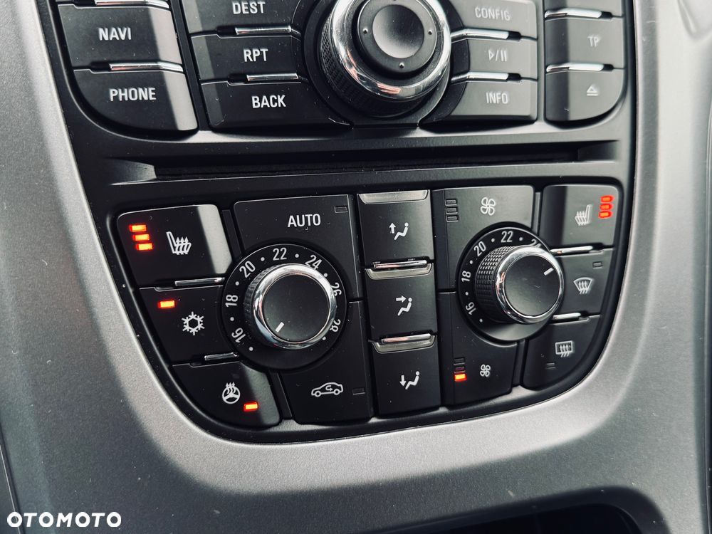 Opel Astra 1.4 Turbo Cosmo - 27