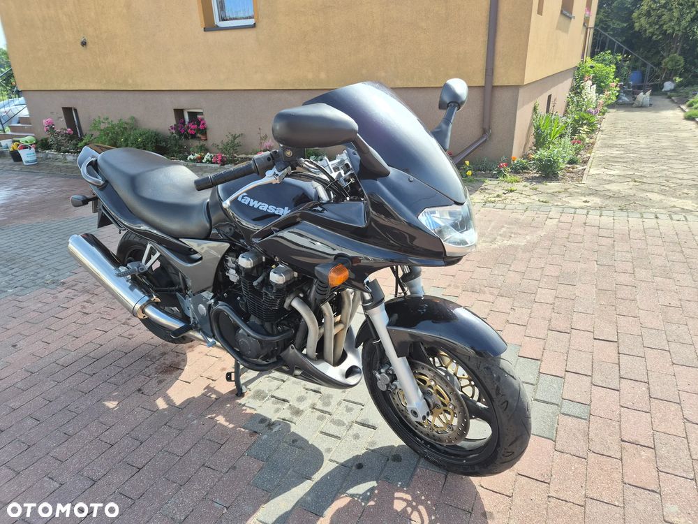 Kawasaki ZR - 4