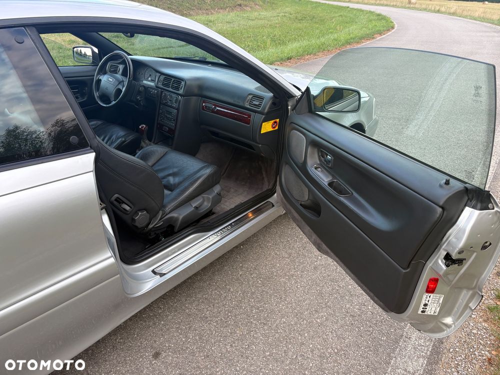 Volvo C70 2.4 - 24
