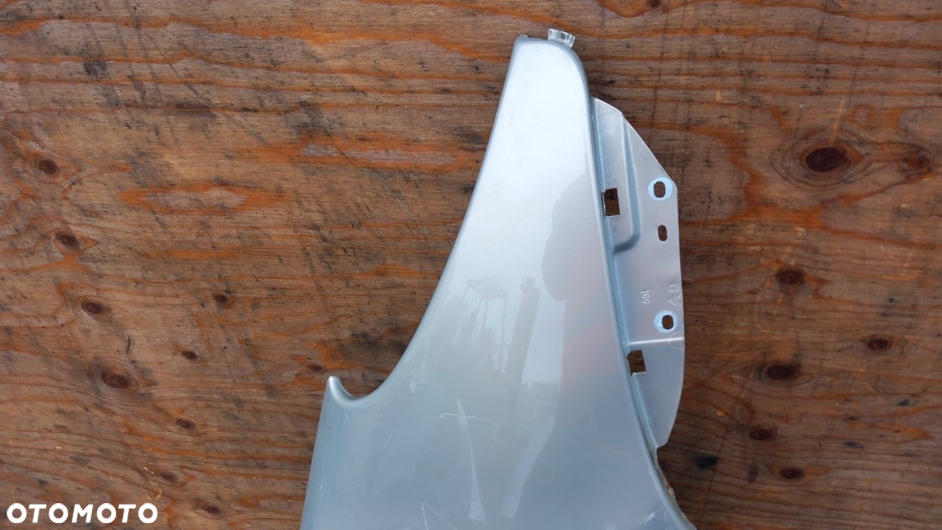 XSARA PICASSO II LIFT  BŁOTNIK PRZÓD PRAWY KNAC - 5