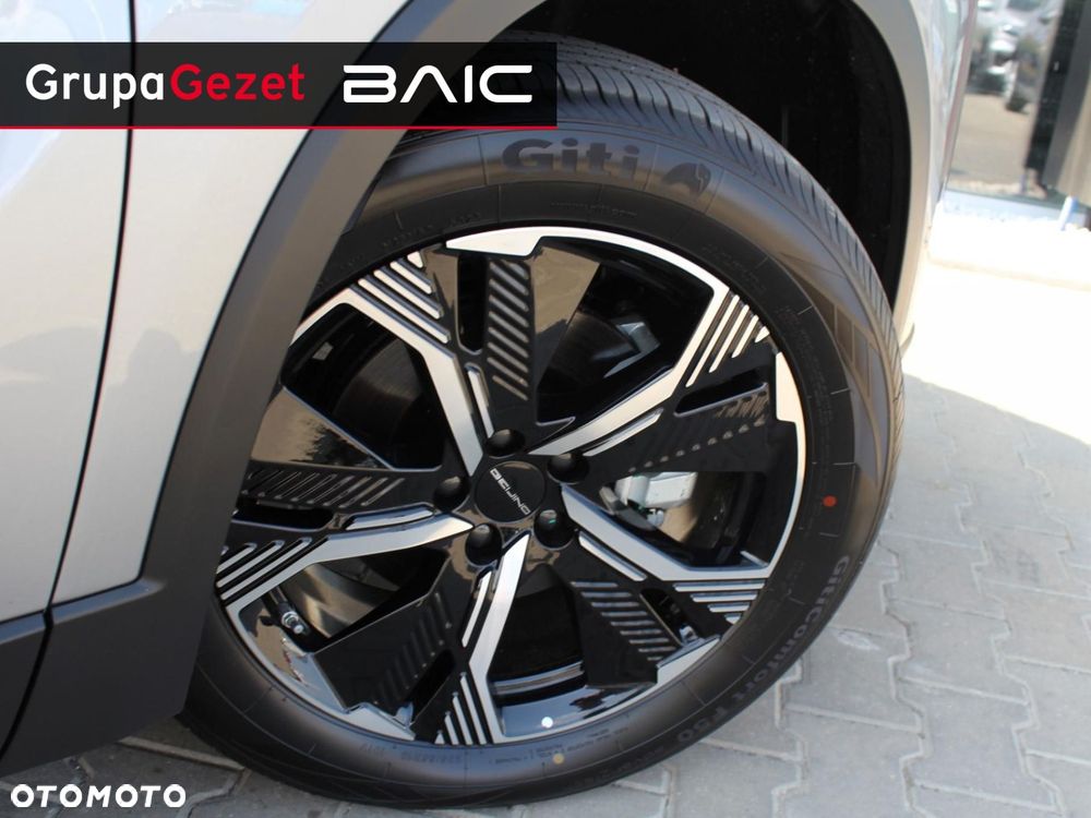 BAIC 7 1.5T Luxury DCT - 12