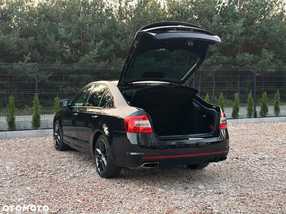 Skoda Octavia 2.0 TSI (Green tec) DSG RS - 23