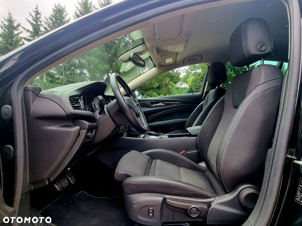 Opel Insignia - 13