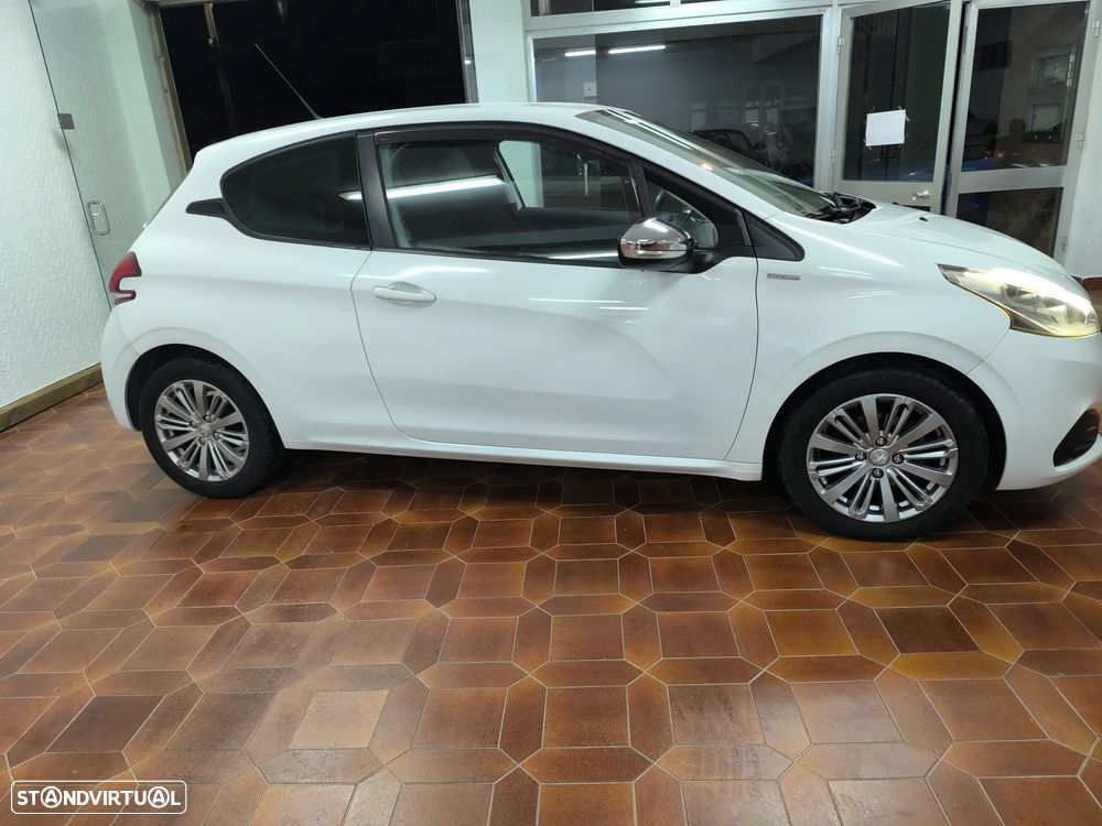 Peugeot 208 1.6 BlueHDi Allure - 3