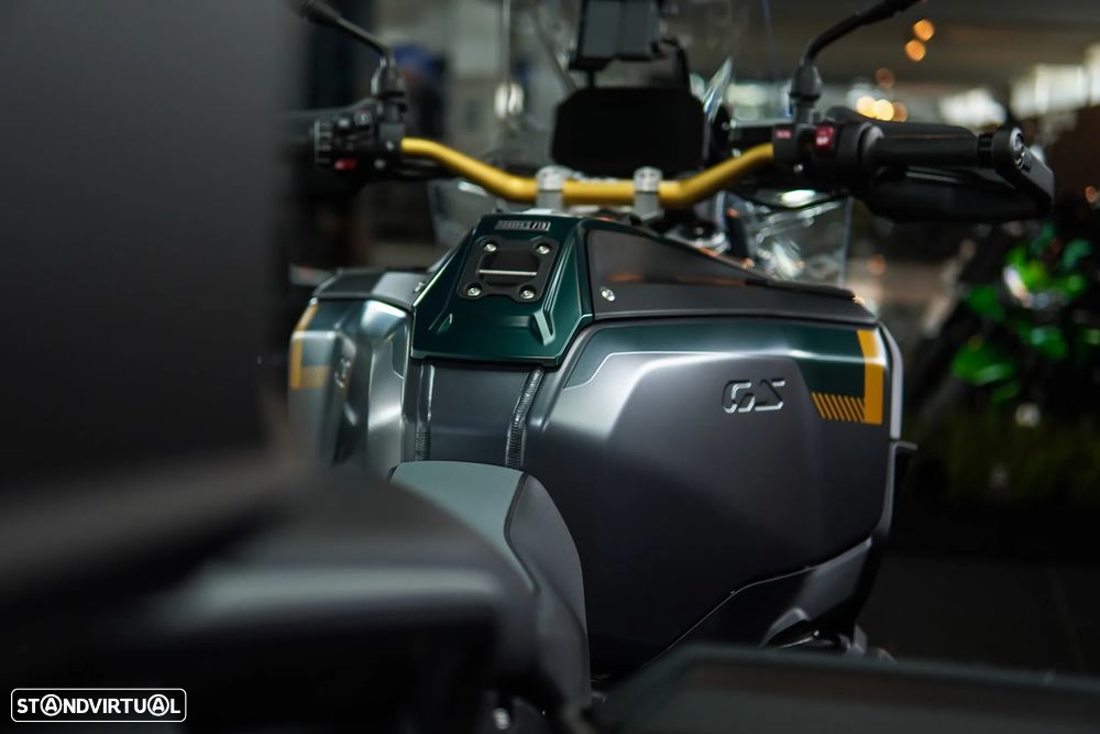 BMW R 1300 GS Adventure KARAKORUM Option 719 Akrapovic ASA - 28