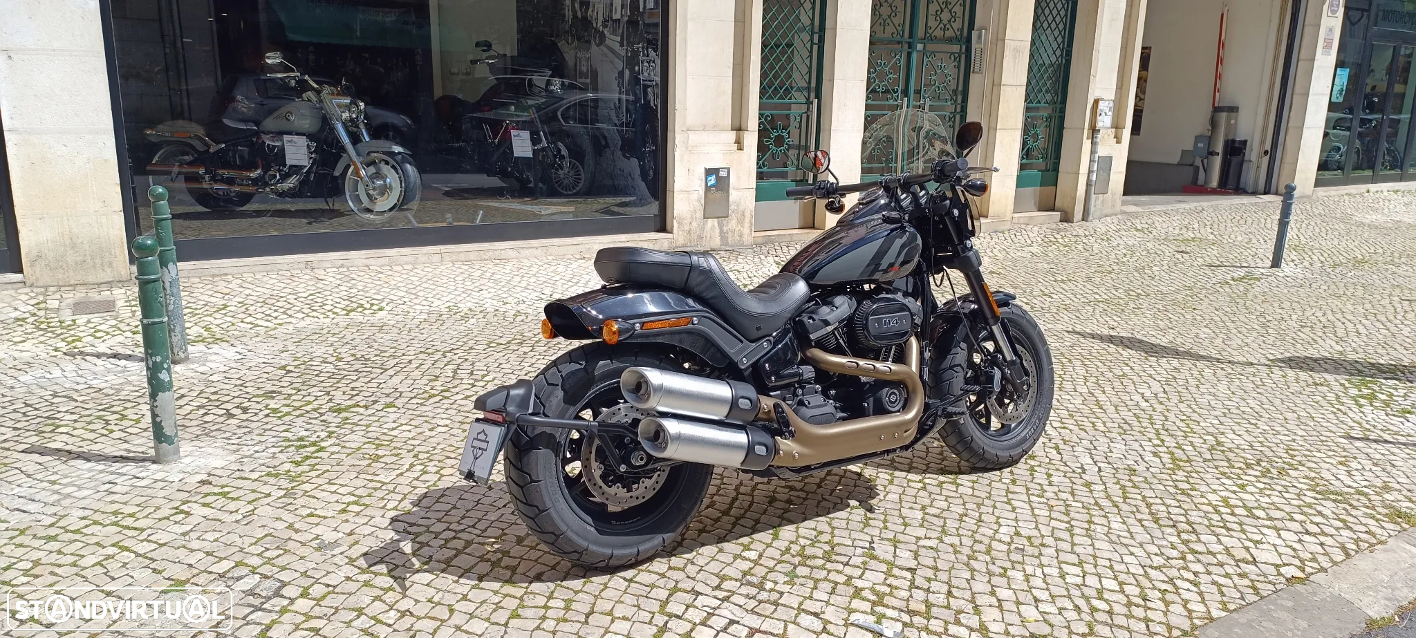 Harley-Davidson Softail FAT BOB 114 - 4