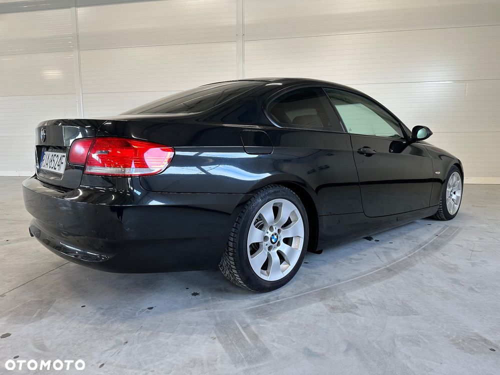 BMW Seria 3 320d DPF - 13
