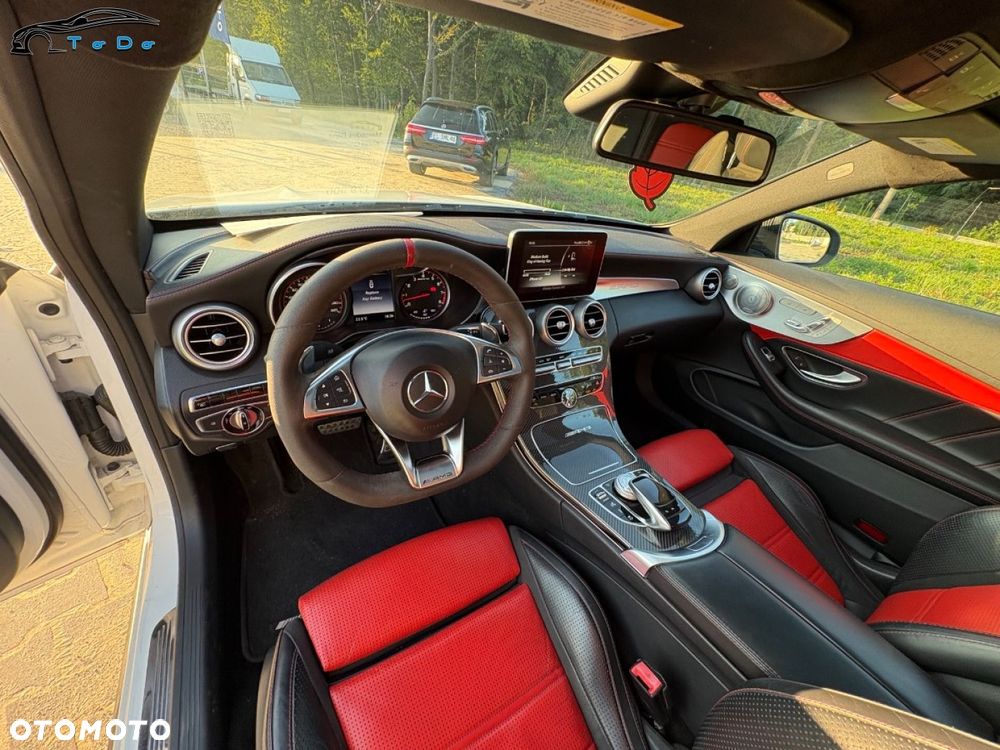 Mercedes-Benz Klasa C AMG 63 S - 18