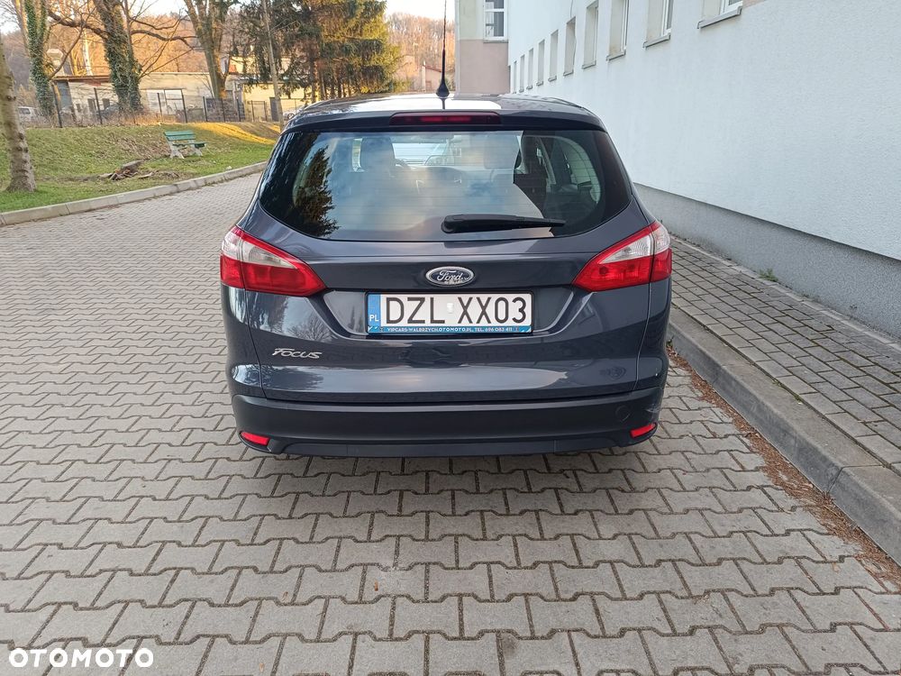 Ford Focus 1.6 Trend - 5