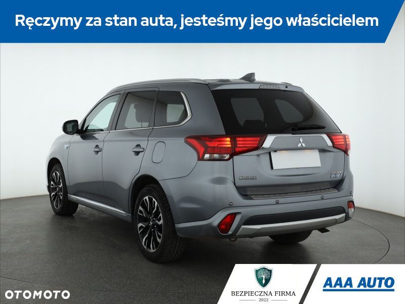 Mitsubishi Outlander - 5