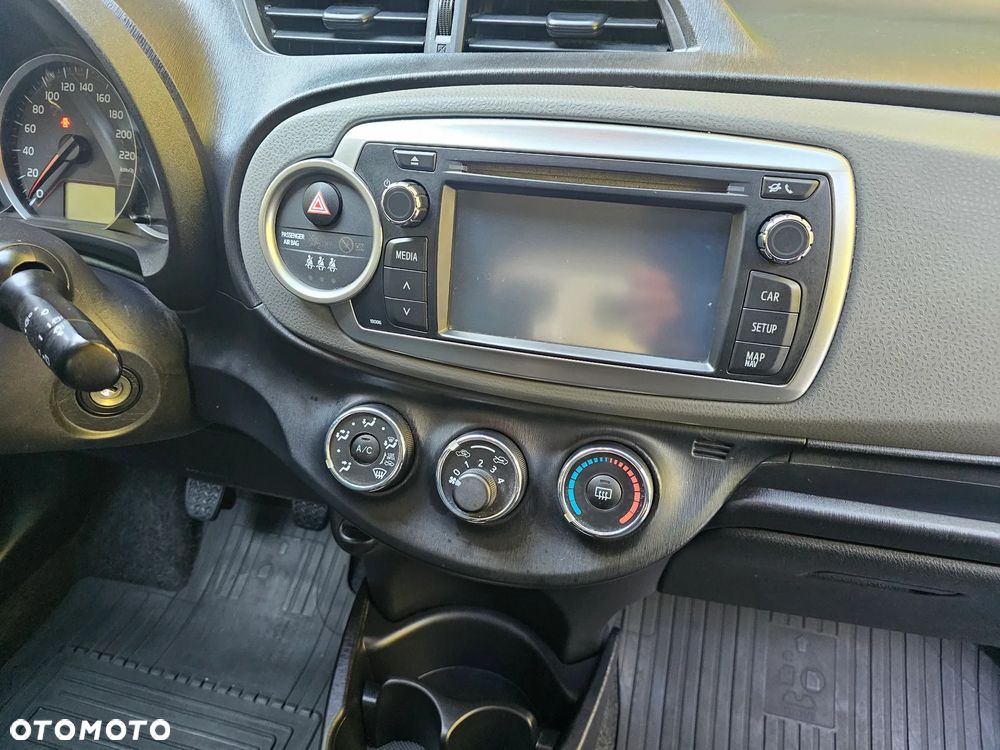 Toyota Yaris - 9