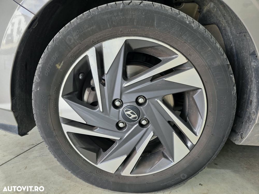 Hyundai i20 1.0 l T-GDi M-Hybrid 100CP 5DR Led Line - 17