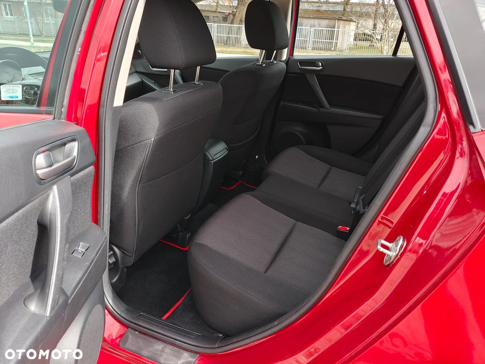 Mazda 3 2.0 Exclusive + - 16