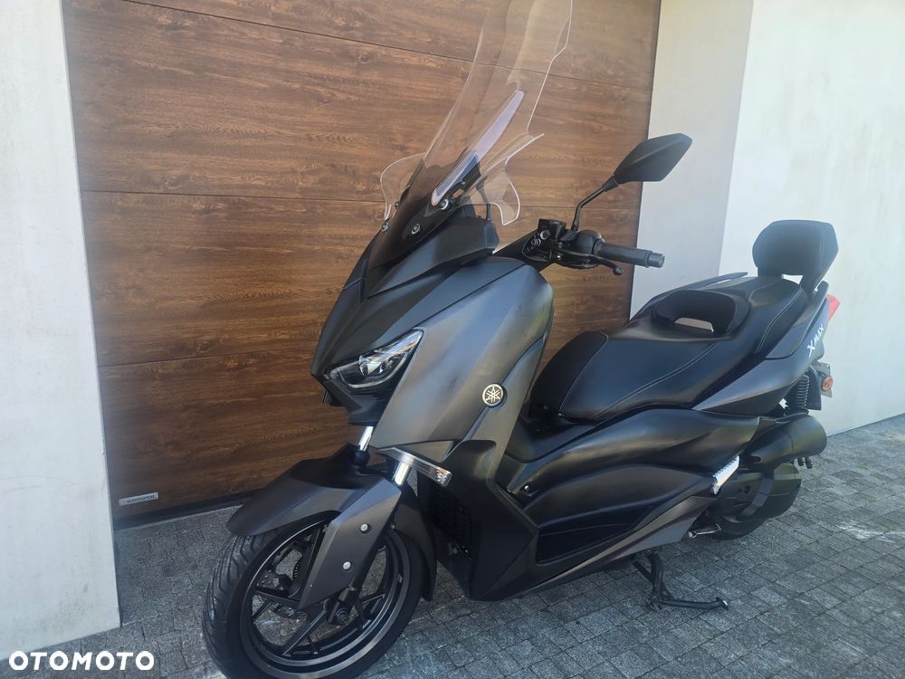 Yamaha X-max - 17