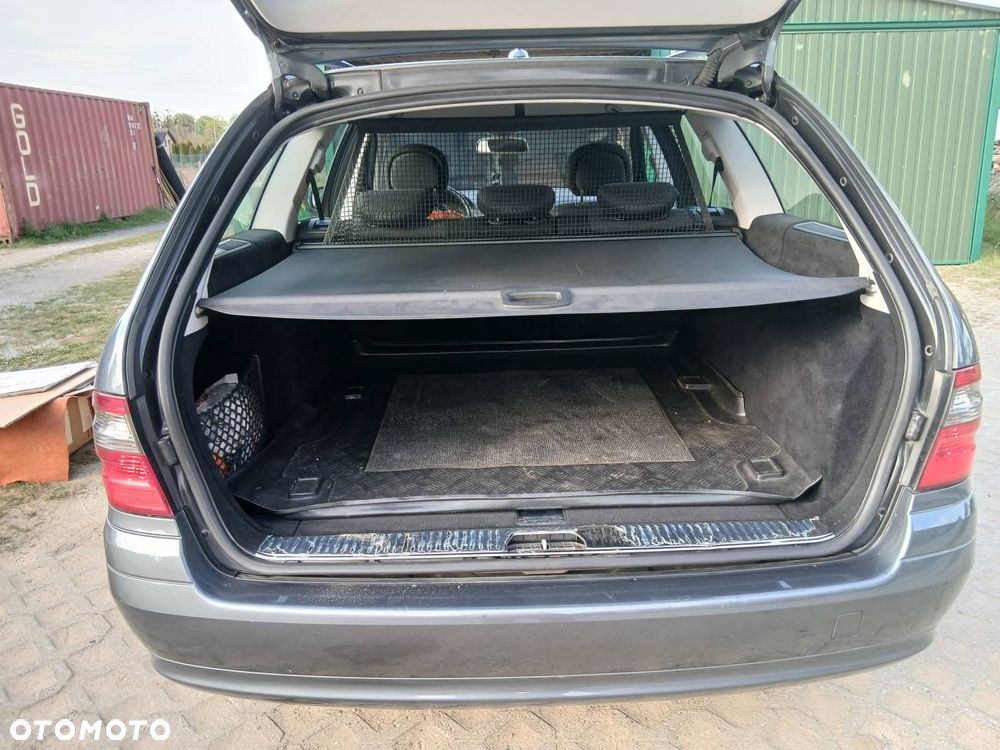 Mercedes-Benz Klasa E 200 Kompressor Automatik Classic - 20