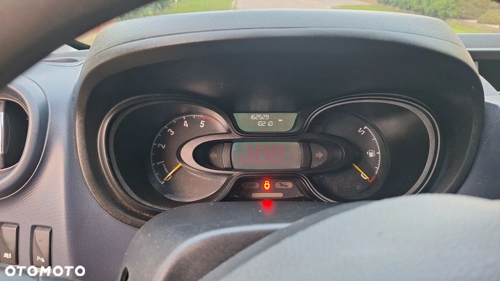 Opel Vivaro -B - 15