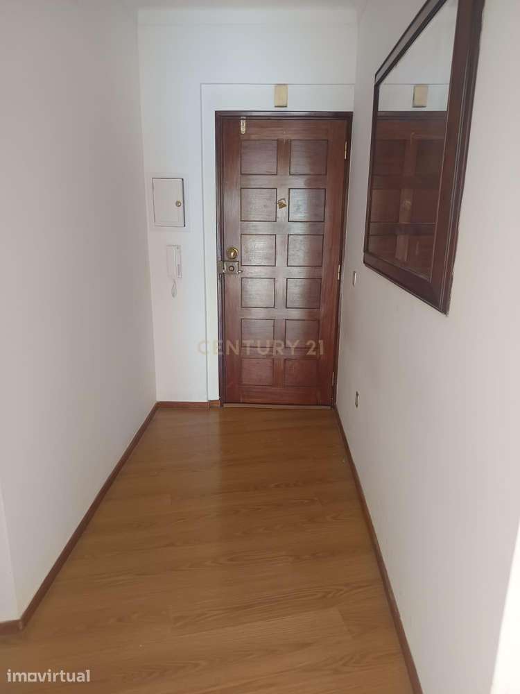 Apartamento T2 na zona historica de Alcobaça - 750€ P/M - Grande imagem: 2/15