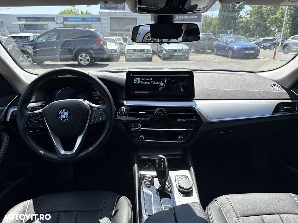 BMW Seria 5 520i AT MHEV - 10