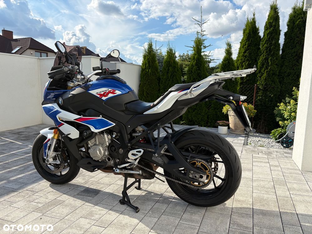 BMW XR - 4