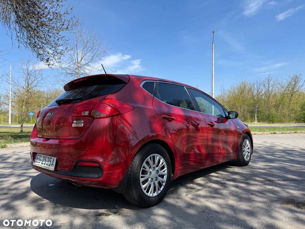 Kia Ceed 1.6 GDI L Business Line - 4
