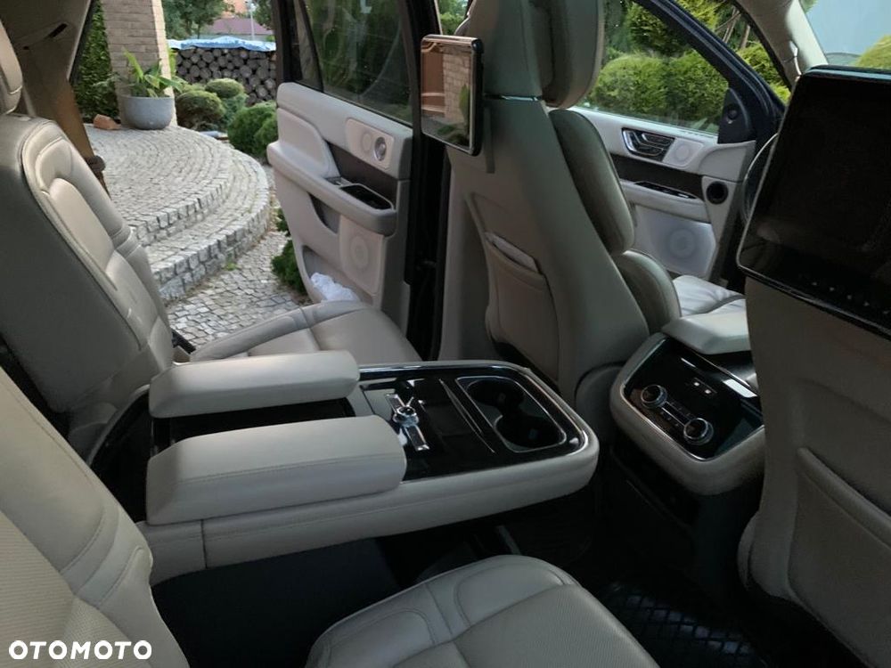 Lincoln Navigator - 15