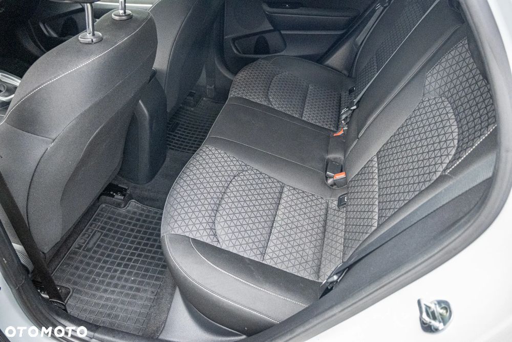 Kia XCeed - 11