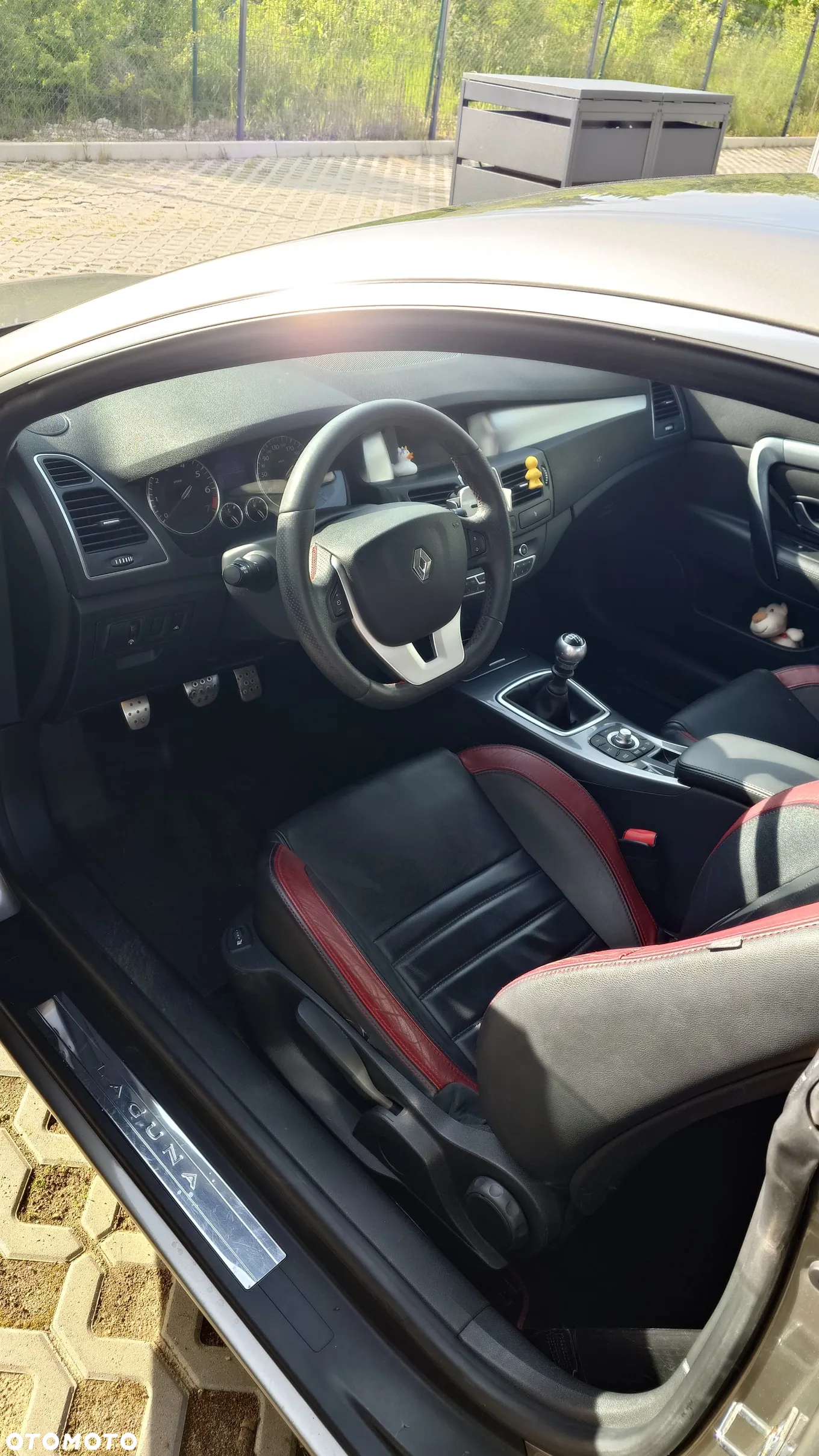 Renault Laguna 2.0T GT - 9