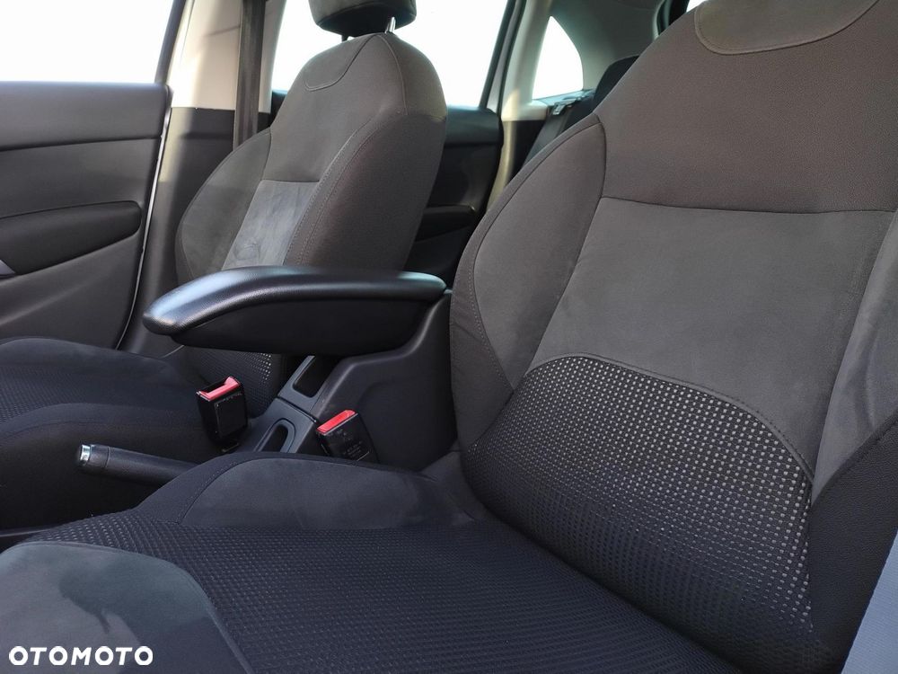 Citroën C3 VTi 95 Exclusive - 23