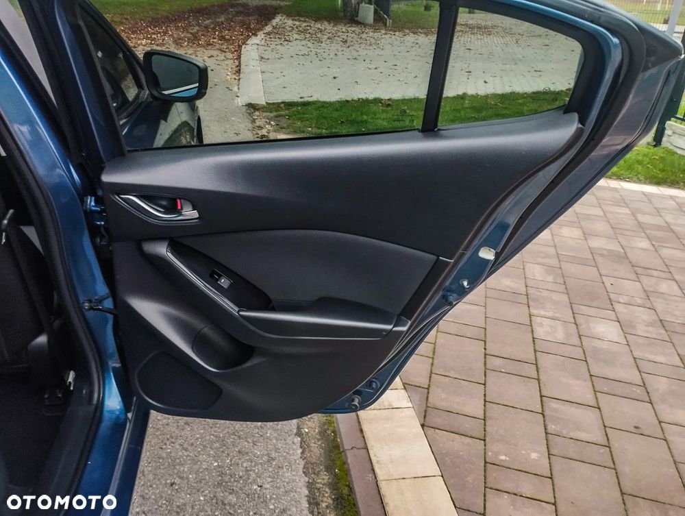 Mazda 3 - 32