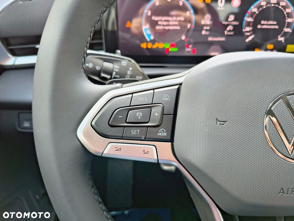 Volkswagen T-Roc 1.5 eTSI Style DSG - 26