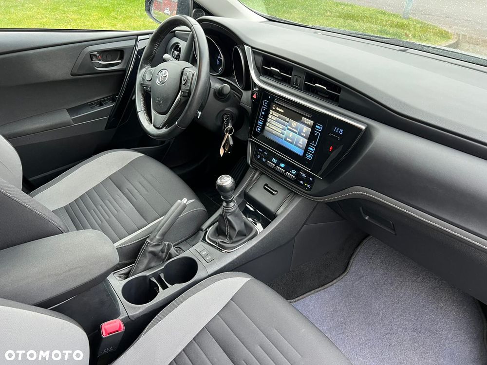 Toyota Auris 1.2 T Premium - 14