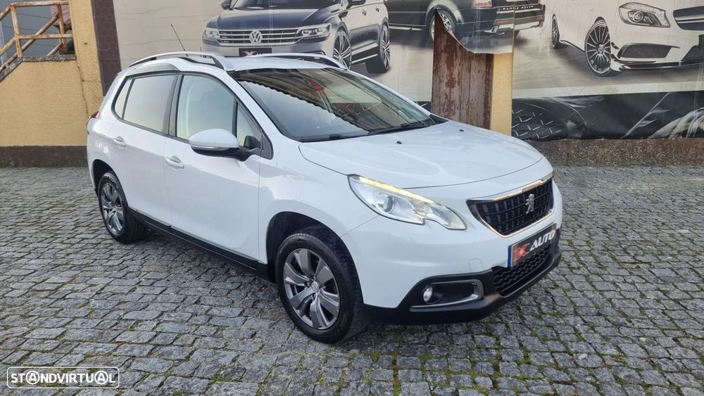 Peugeot 2008 1.2 PureTech Style - 1