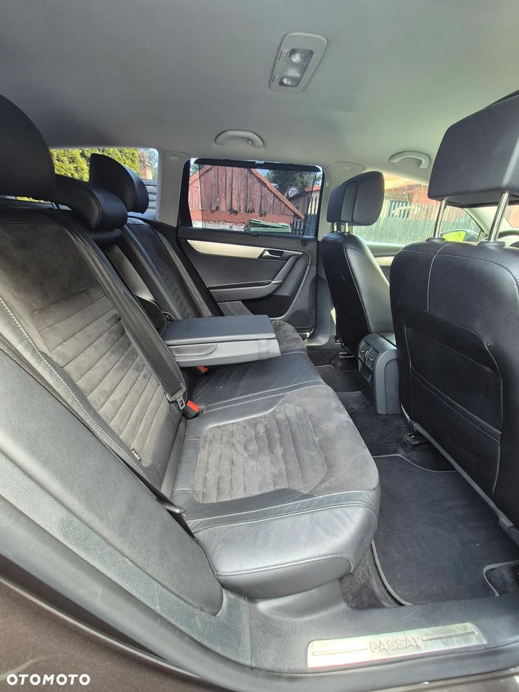 Volkswagen Passat 2.0 TDI Highline DSG - 8