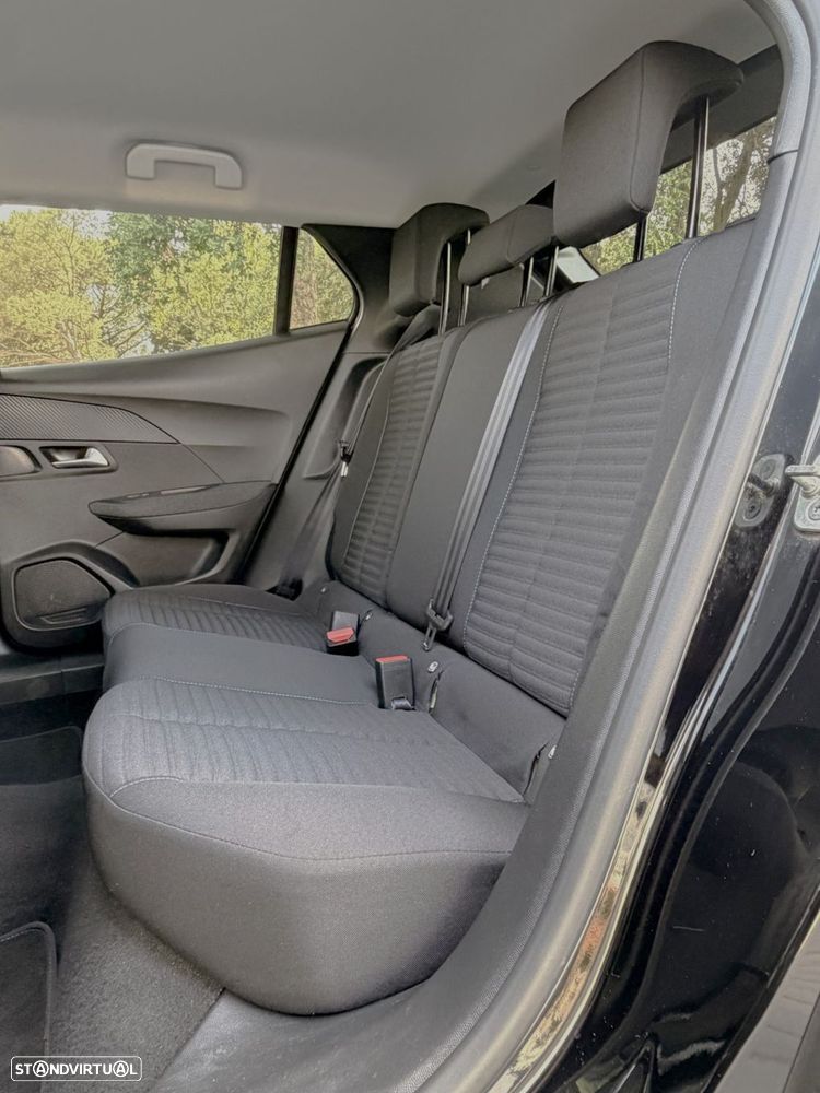 Peugeot 2008 1.2 PureTech Signature - 41