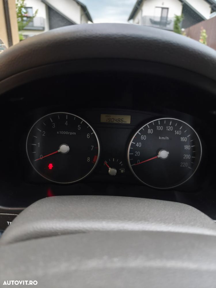Hyundai Accent MC 14 DOHC 4DR GL CLASSIC - 7