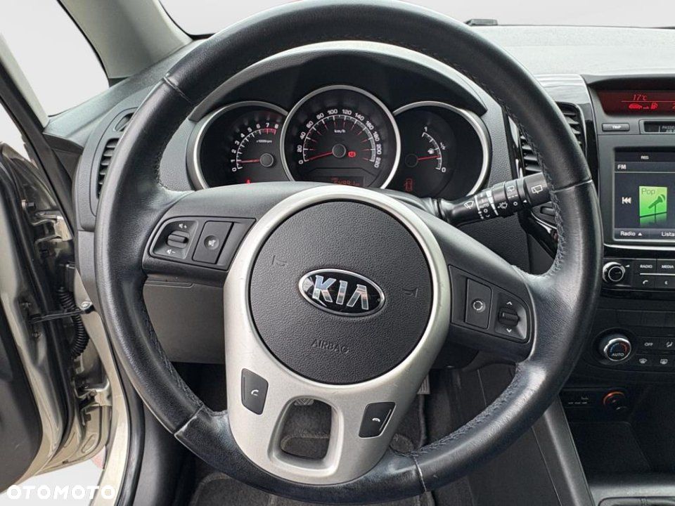 Kia Venga - 13
