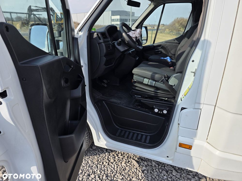 Renault Master - 10