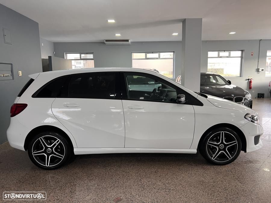 Mercedes-Benz B 220 CDi AMG Line - 24