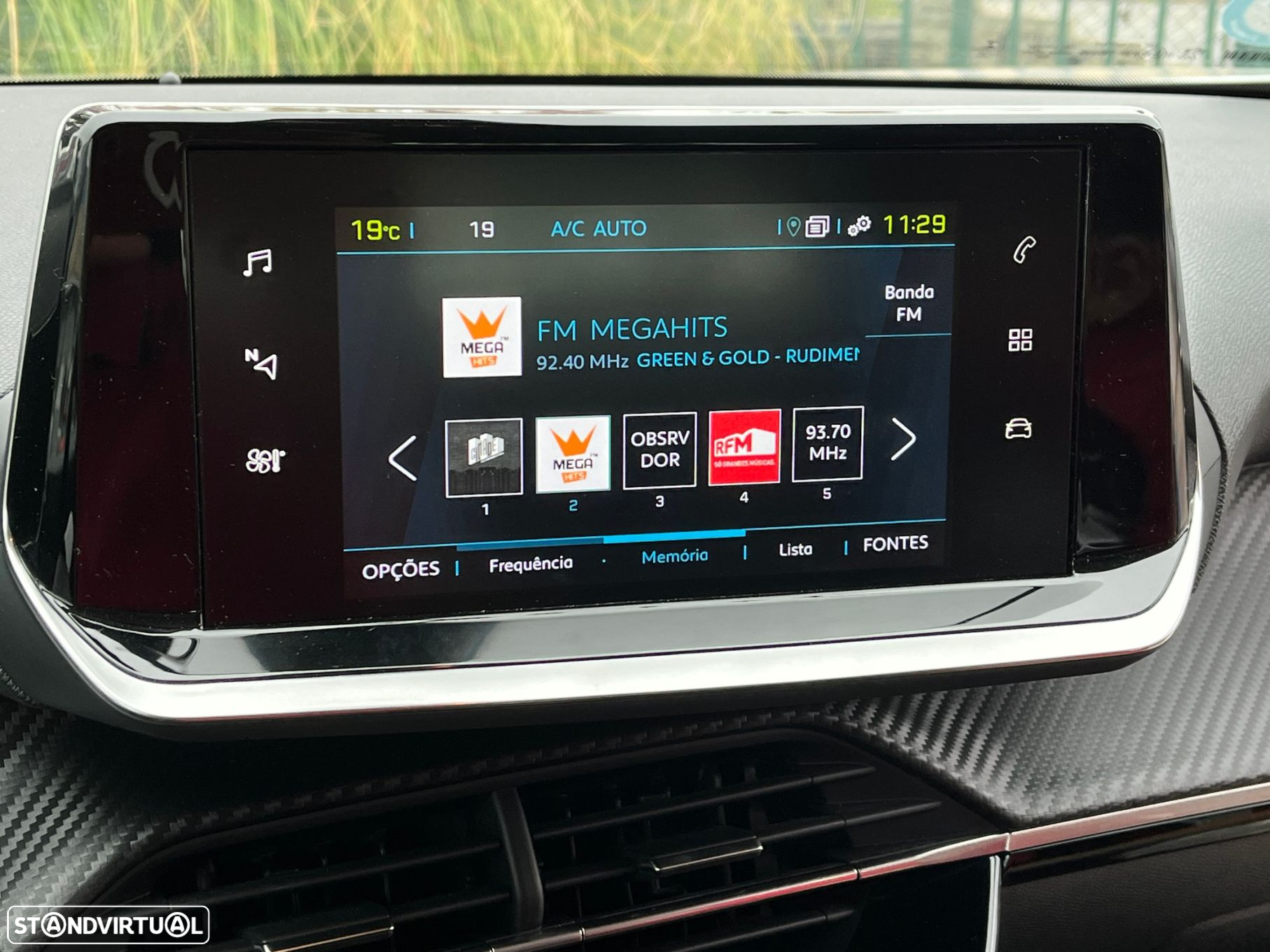 Peugeot e-2008 50 kWh Active - 14