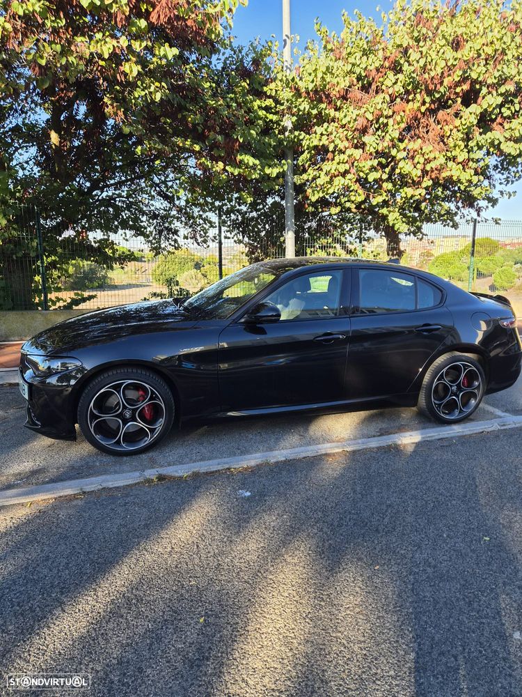 Alfa Romeo Giulia 2.0 T Veloce Q4 AT8 - 1